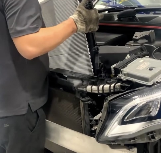 fixing car repair workshop final